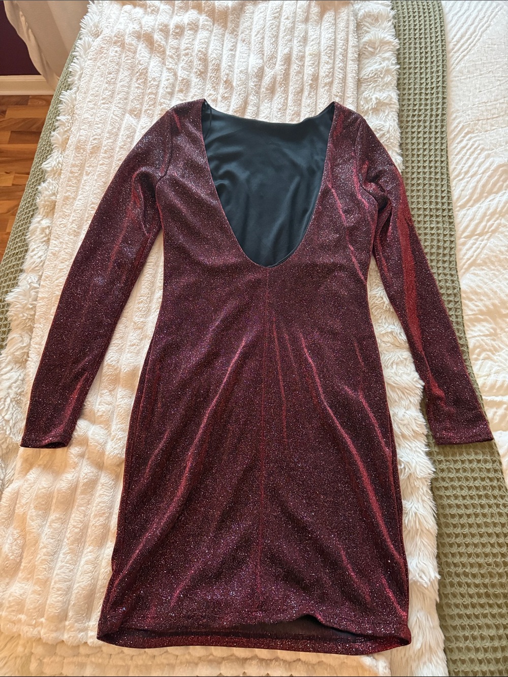 Windsor Long-Sleeve Sparkle Bodycon Dress In Wine View 2